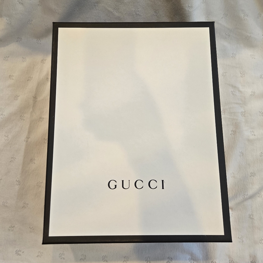 NIB Gucci Flashtrek Sneakers- Pink and Gold w/ Blue Jewels Size 40 - Picture 8 of 9